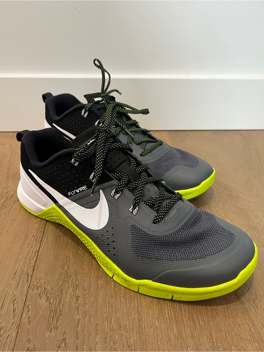 Nike Men’s Training Shoes in Gray and Neon Yellow-Green